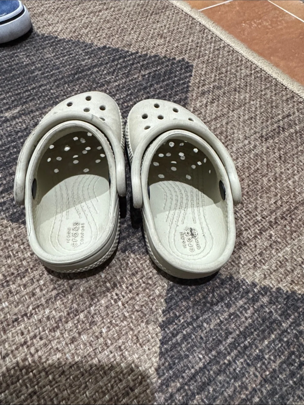 CROCS Kids Classic Clog in Light Tan
